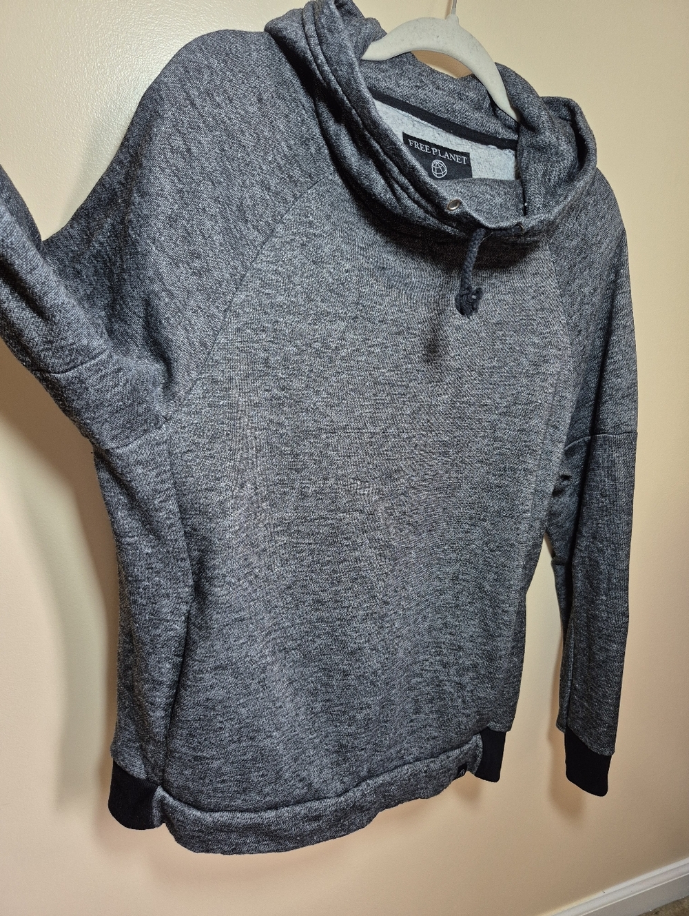 Free Planet Charcoal Cowl-Neck Pullover Hoodie - Mens Size Medium - Picture 2 of 4